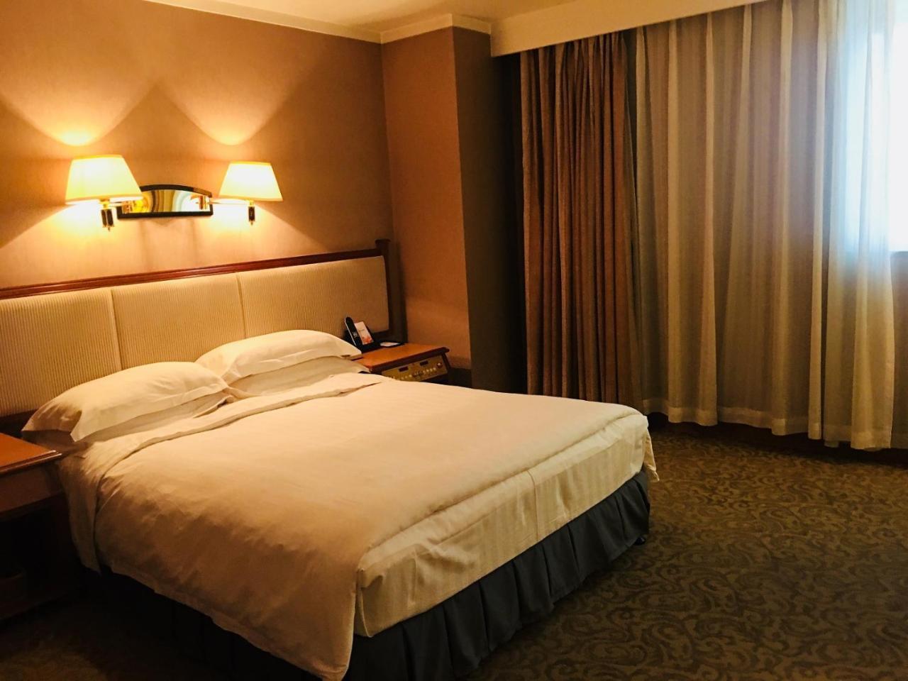 Shangdong Litian Hotel จี่หนาน ภายนอก รูปภาพ