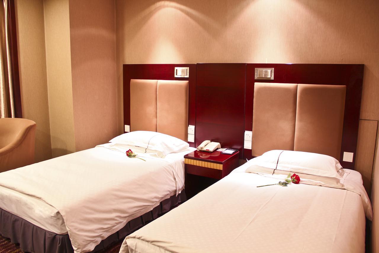 Shangdong Litian Hotel จี่หนาน ภายนอก รูปภาพ