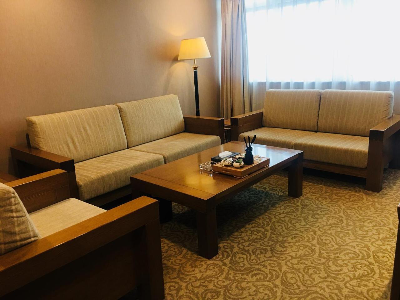 Shangdong Litian Hotel จี่หนาน ภายนอก รูปภาพ
