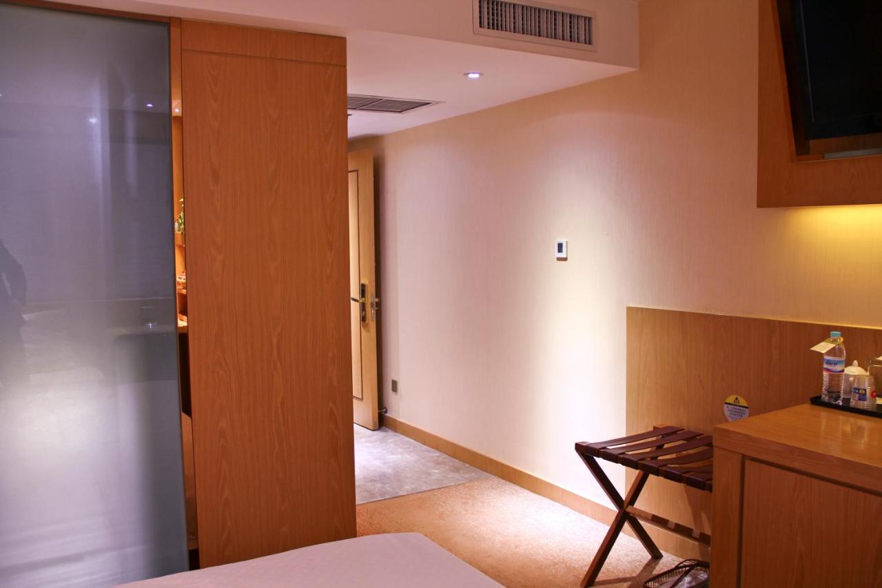 Shangdong Litian Hotel จี่หนาน ภายนอก รูปภาพ