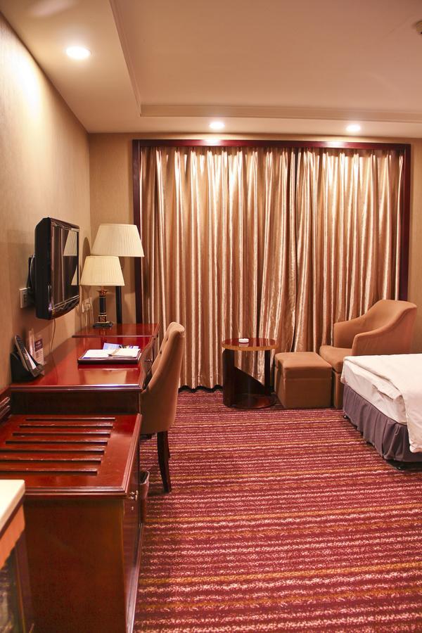 Shangdong Litian Hotel จี่หนาน ภายนอก รูปภาพ