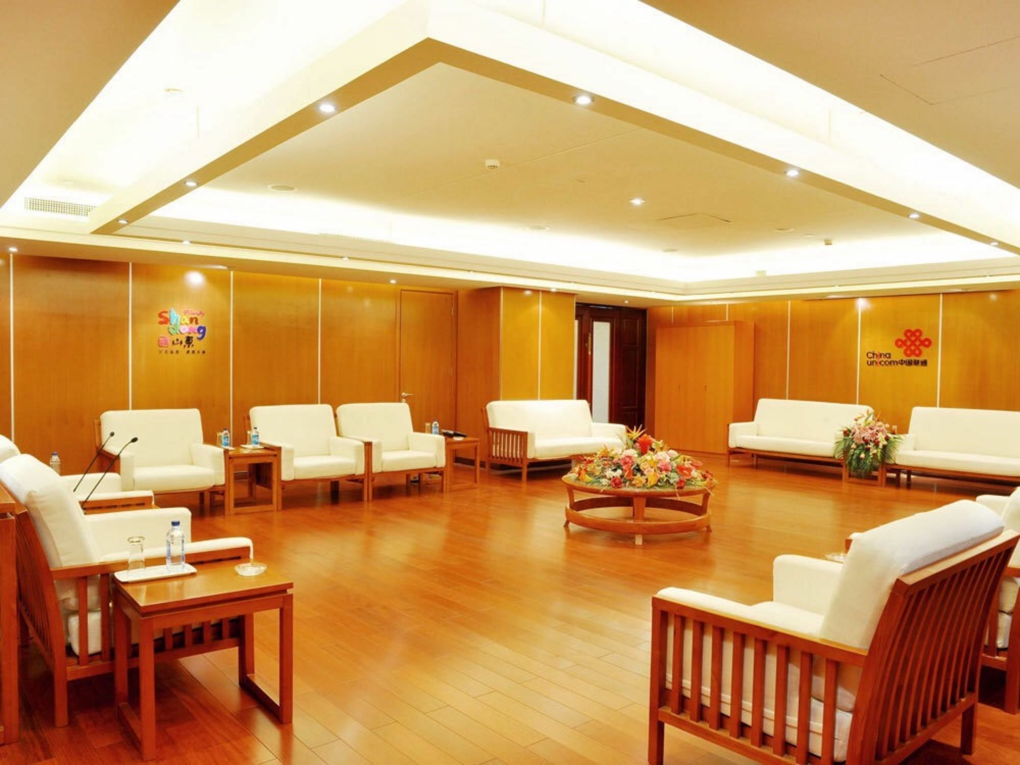Shangdong Litian Hotel จี่หนาน ภายนอก รูปภาพ